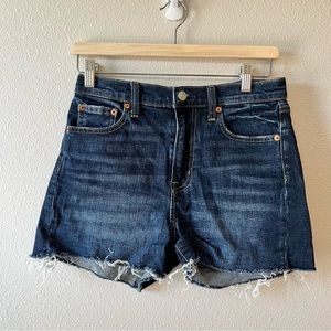 Gap 4” high rise jean shorts size 26